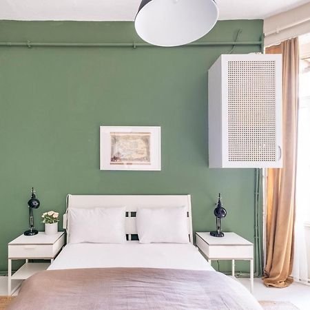 Modern Flat With Central Location In Beyoglu Lägenhet Istanbul Exteriör bild